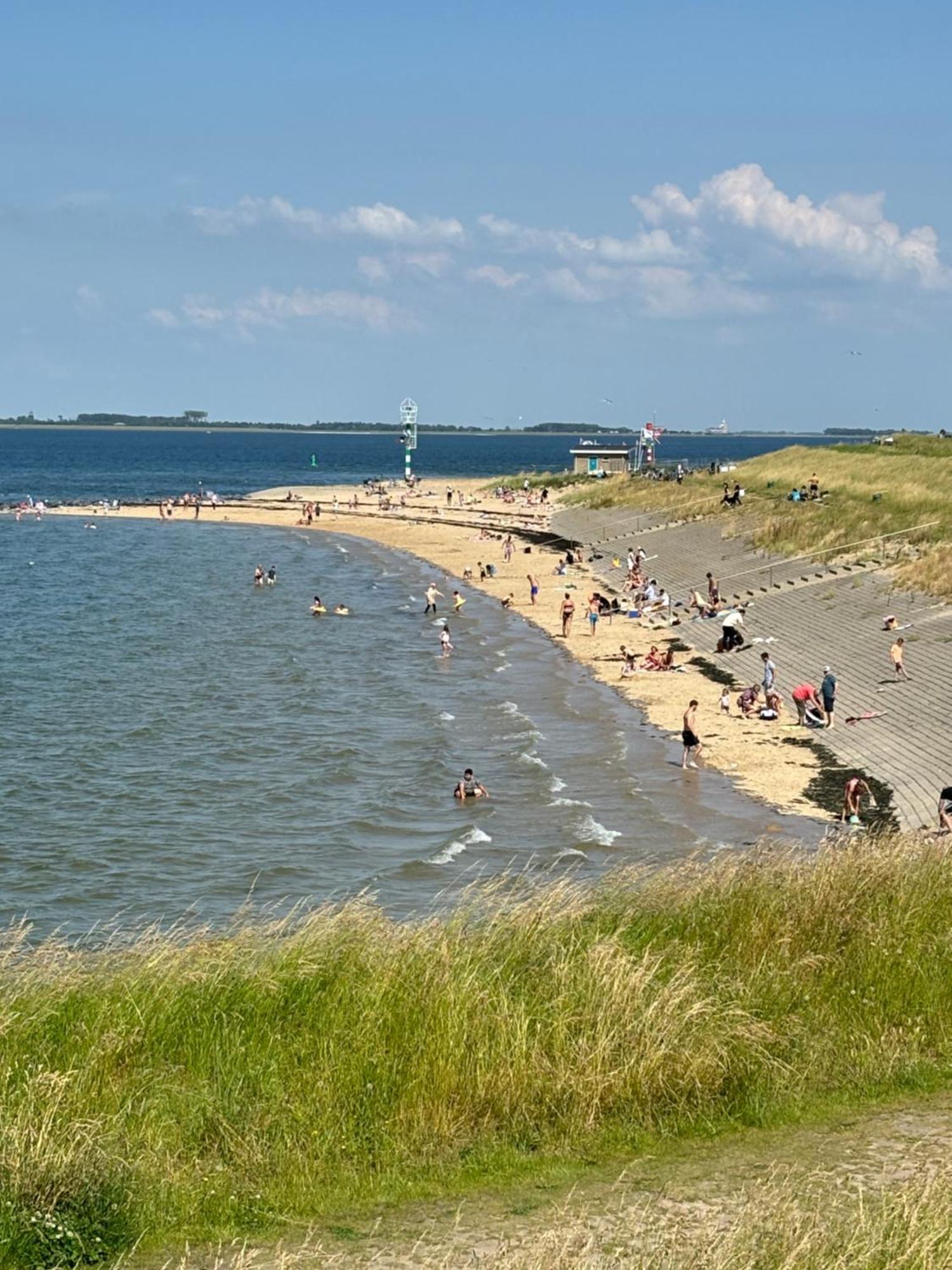 Comfortabel En Gezellig Vakantiehuis Bij Het Strand Wemeldinge Bagian luar foto